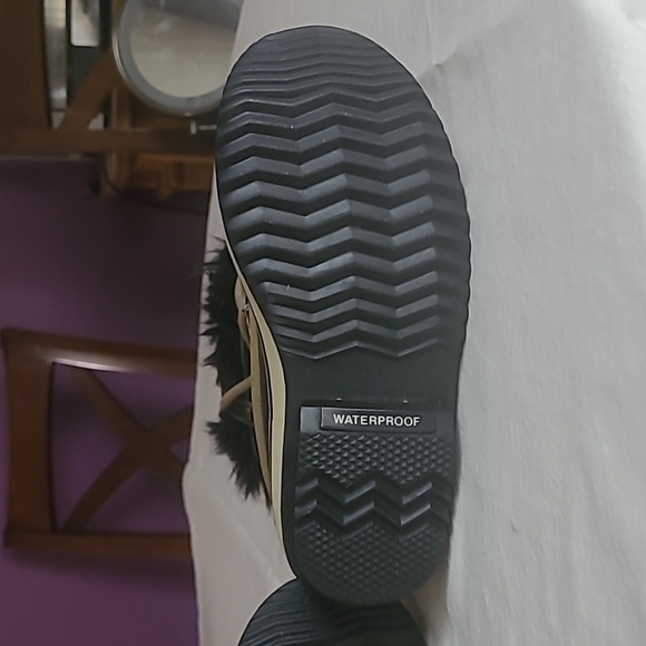 Womens NEW Sorel Joan of Artic Boots SIZE 7 DARK BROWN WITH.BLACK FUR - Picture 5 of 7